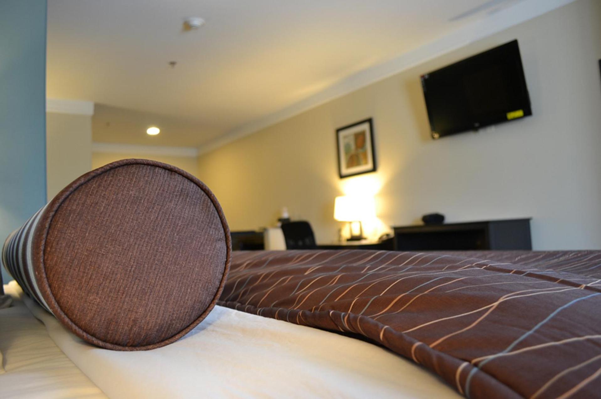 Hotel Red River And