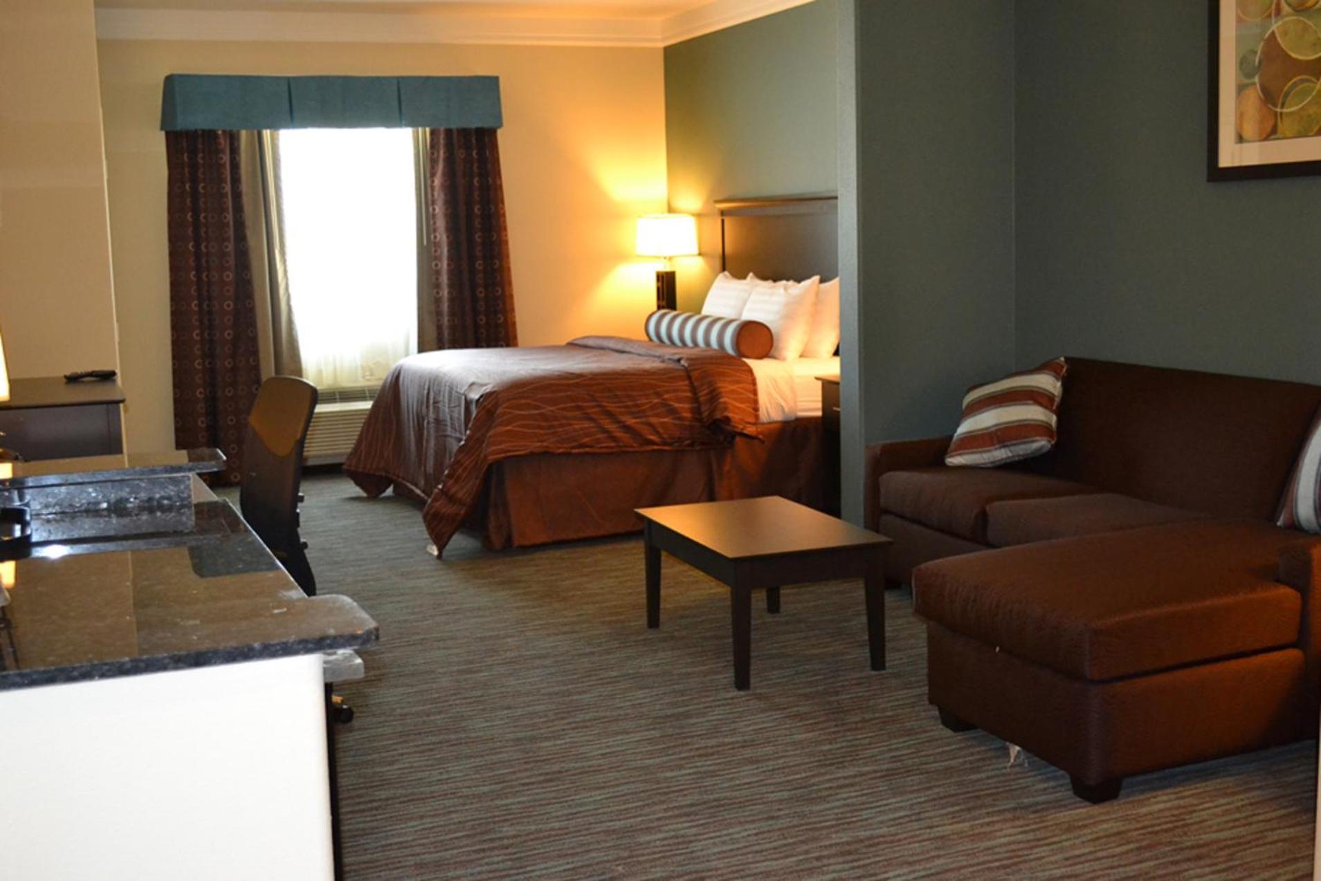 Red River And Hotel 2*